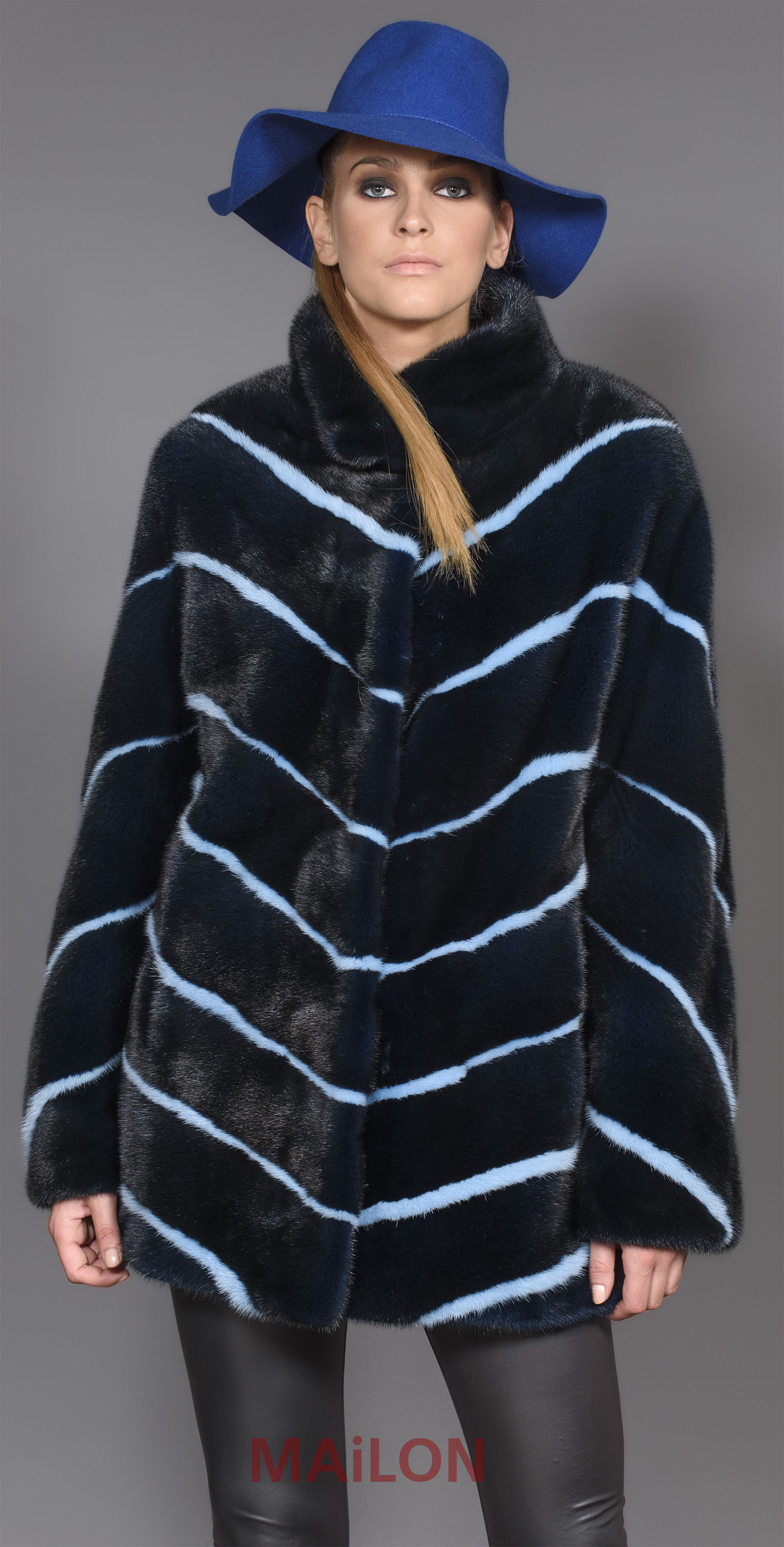 Exclusive SAGA ROYAL Mink Fur Jacket - Size Medium