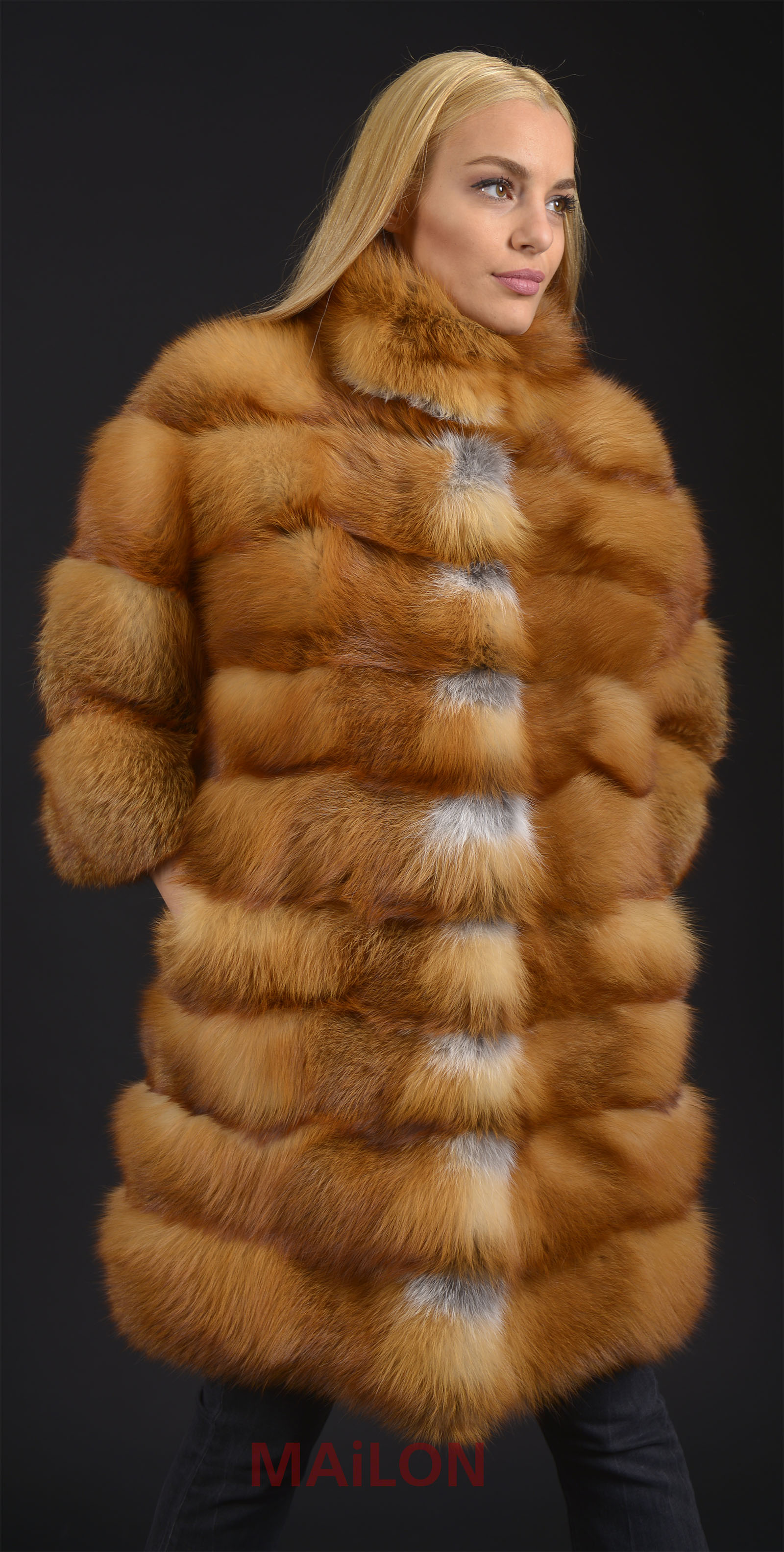 Canadian Red Fox Fur Coat, Pelts across, Half Sleeve