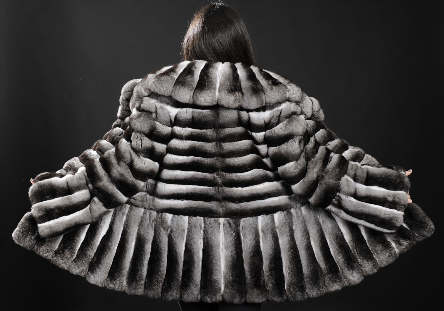 Empress chinchilla fur jacket with English collar