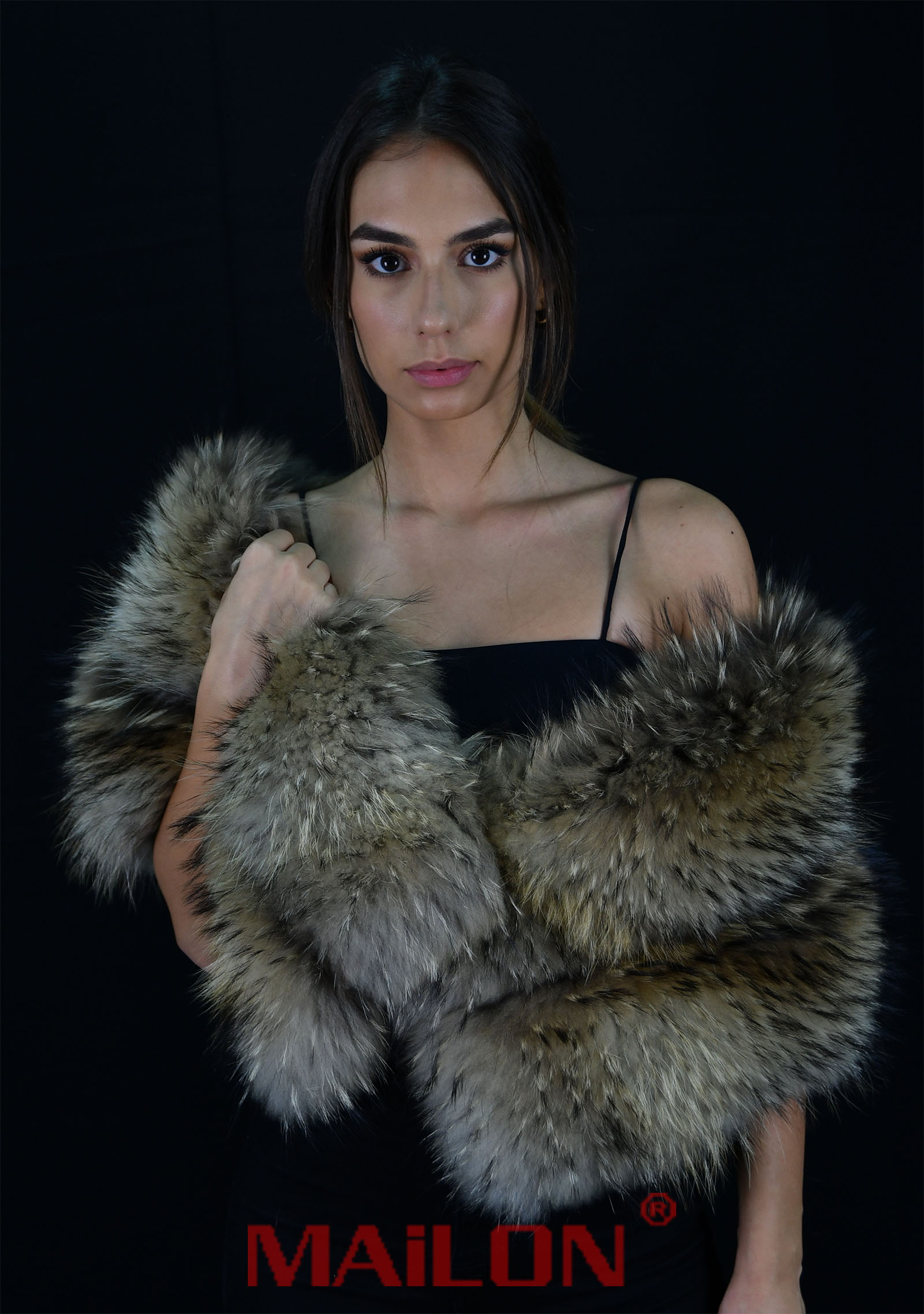 SAGA FURS Feathered Finnraccoon Fur stole - One size