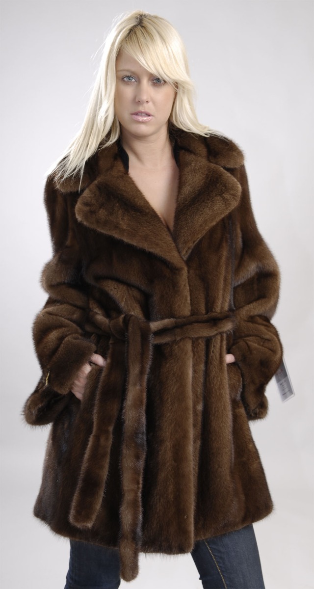 Let out Demi Buff mink fur coat jacket