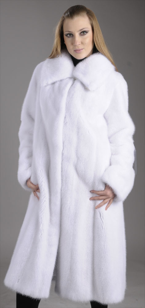 Pure White Letout SAGA ROYAL Fur coat