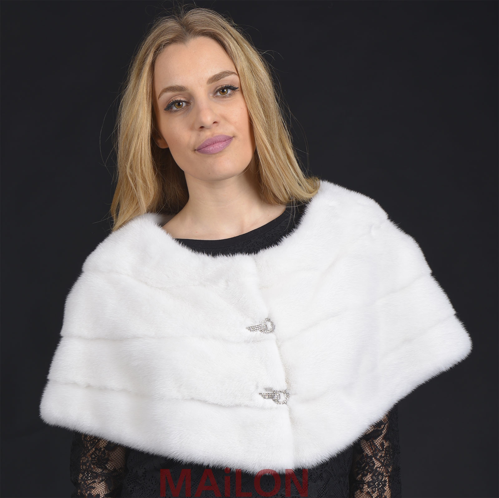 SAGA ROYAL White Mink Fur stole