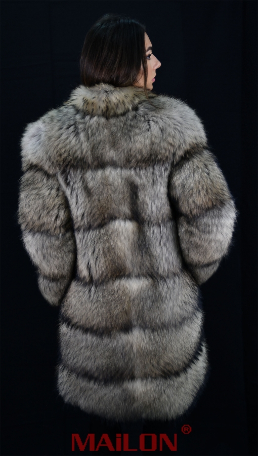 SAGA Finnraccoon feathered fur coat - Size Small